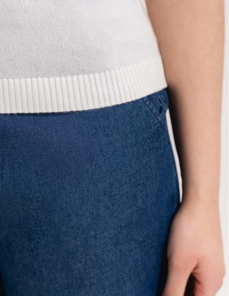 Swetry i kardigany - Sweter damski z krótkim rękawem z wiskozą BIAŁY  - produkt moraj.pl 4