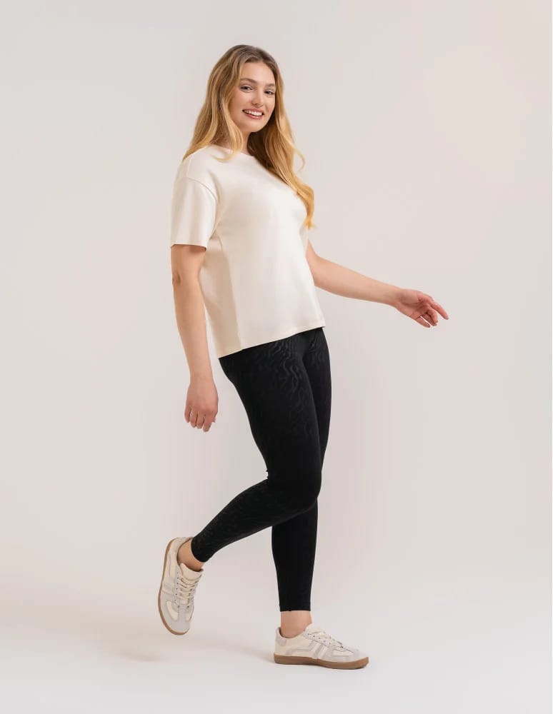 Legginsy damskie - Damskie legginsy ocieplane z szeroką gumą w pasie CZARNY - produkt moraj.pl 3