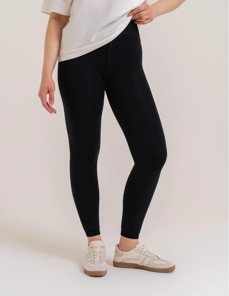 LEGGINSY - Damskie legginsy ocieplane z futerkiem i wysokim stanem CZARNY  - produkt moraj.pl 4
