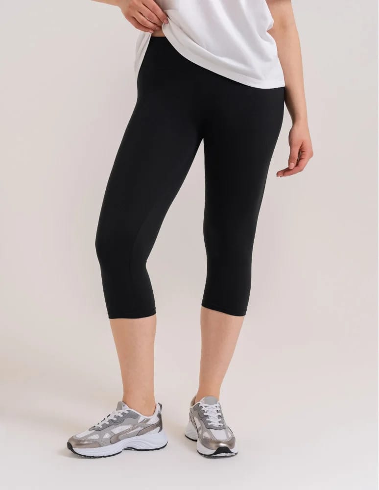 Legginsy damskie - Klasyczne legginsy 3/4 damskie peach touch CZARNY  - produkt moraj.pl 6