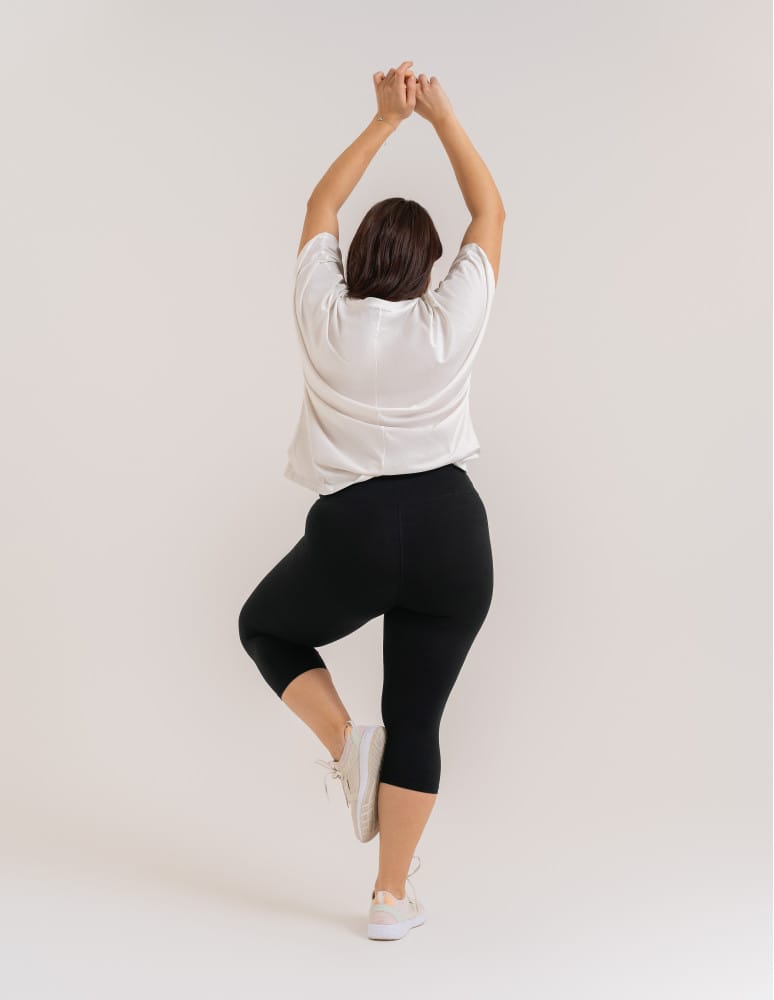 Legginsy damskie - Klasyczne legginsy 3/4 damskie plus size peach touch CZARNY  - produkt moraj.pl 2