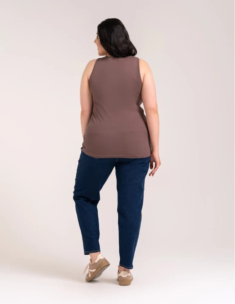 Koszulki i T-shirty - Koszulka damska na ramiączkach Tank-Top bawełniana Plus Size JASNY BRĄZ  - produkt moraj.pl 4