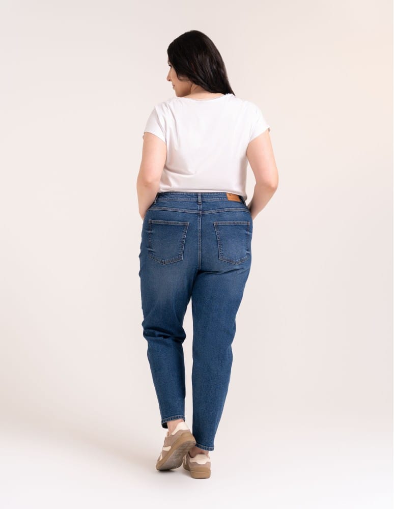 Jeansy - Damskie spodnie jeansowe mom fit JASNY NIEBIESKI   - produkt moraj.pl 5