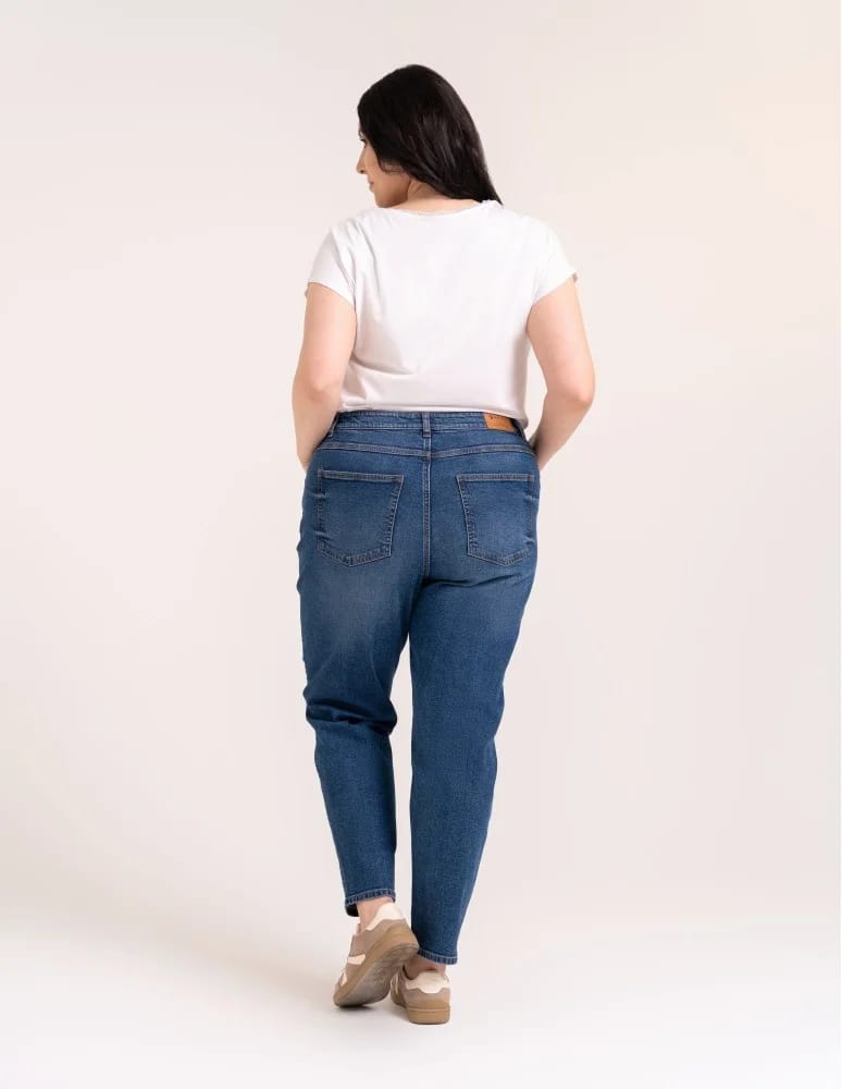 Jeansy - Damskie spodnie jeansowe mom fit NIEBIESKI - produkt moraj.pl 5