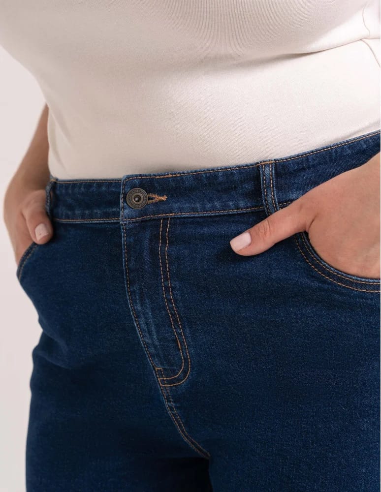 Jeansy - Damskie spodnie jeansowe mom fit GRANATOWY  - produkt moraj.pl 8