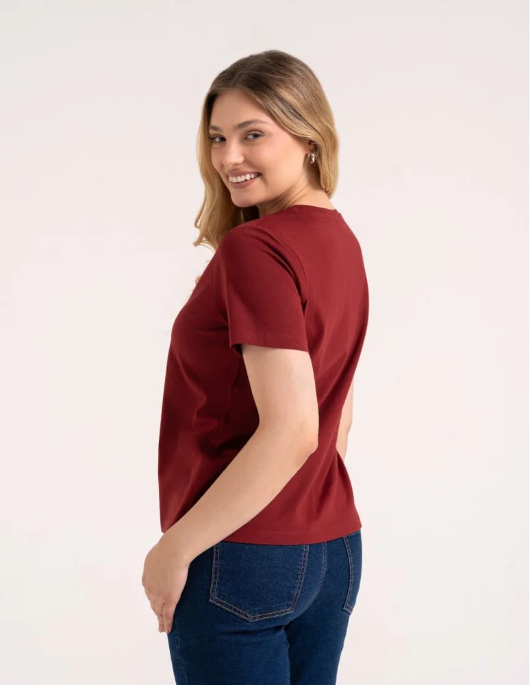 Koszulki z krótkim rękawem - Bawełniany t-shirt damski z krótkim rękawem w stylu boho BORDOWY - produkt moraj.pl 5