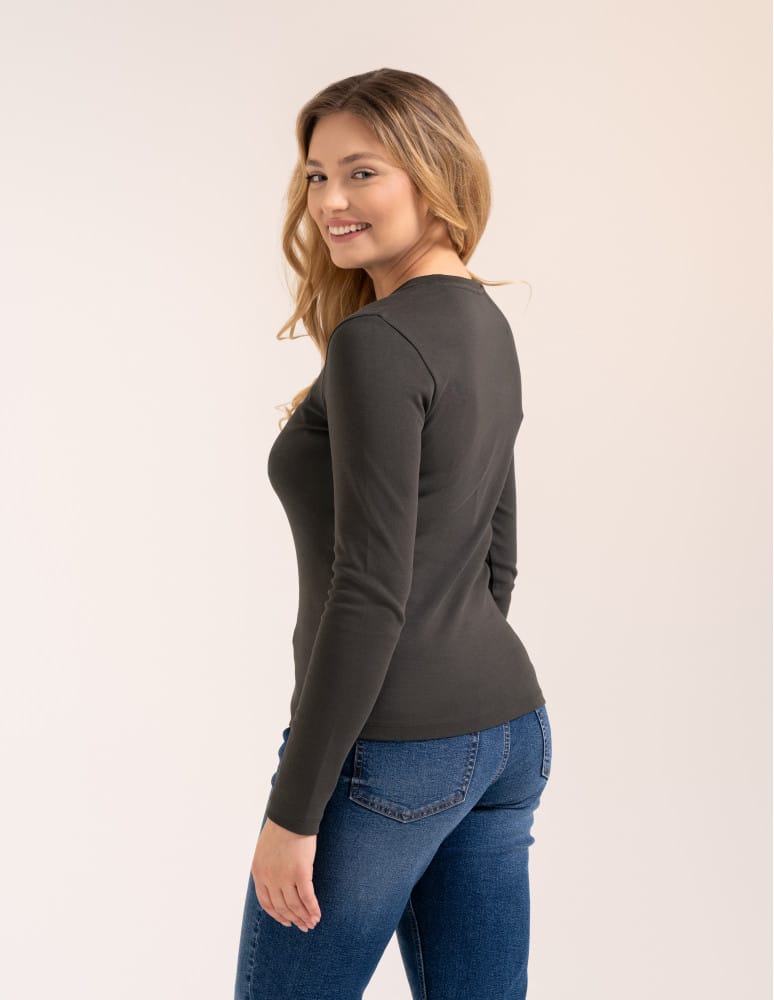 Bluzki z długim rękawem - Bawełniana bluzka damska gładka longsleeve z długim rękawem BRĄZOWY  - produkt moraj.pl 7