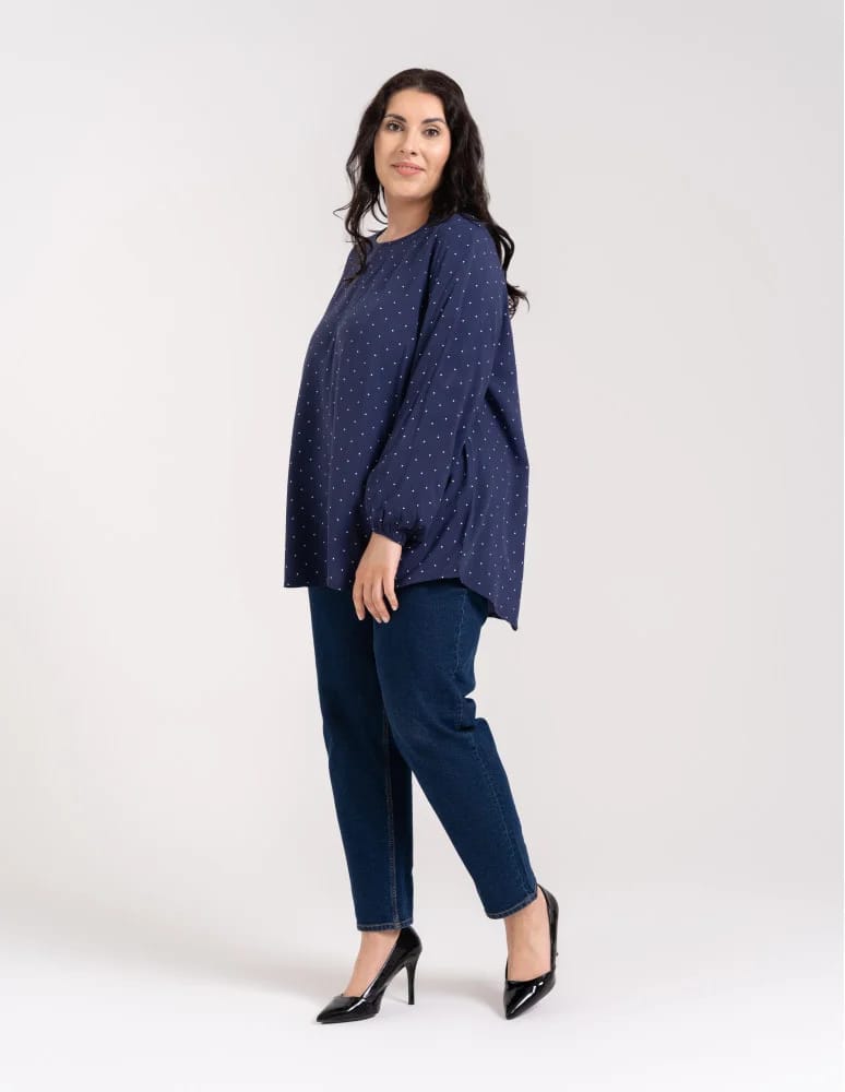 Bluzki z długim rękawem - Bluzka damska elegancka z naturalnej wiskozy o kroju oversize WZÓR 3 - produkt moraj.pl 10