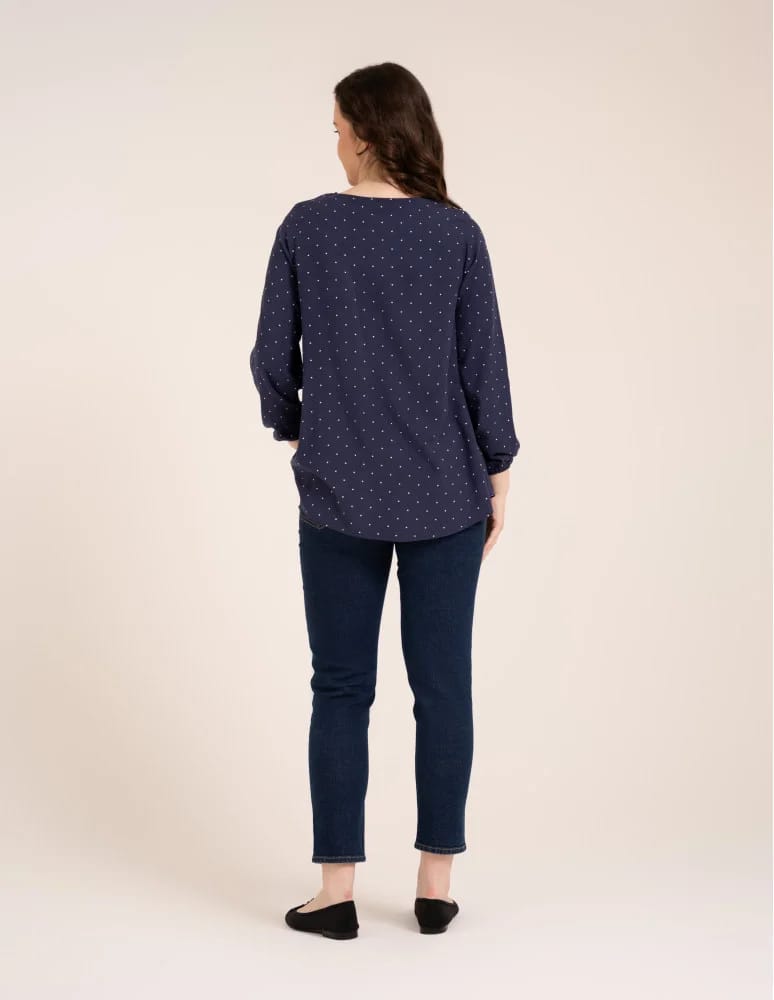Bluzki z długim rękawem - Bluzka damska elegancka z naturalnej wiskozy o kroju oversize WZÓR 3 - produkt moraj.pl 7