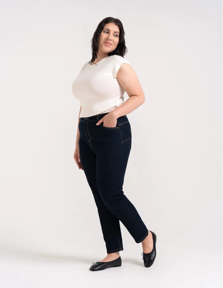 Nowości - Spodnie jeansowe damskie Mom Slim z wysokim stanem GRANATOWY  - produkt moraj.pl 3