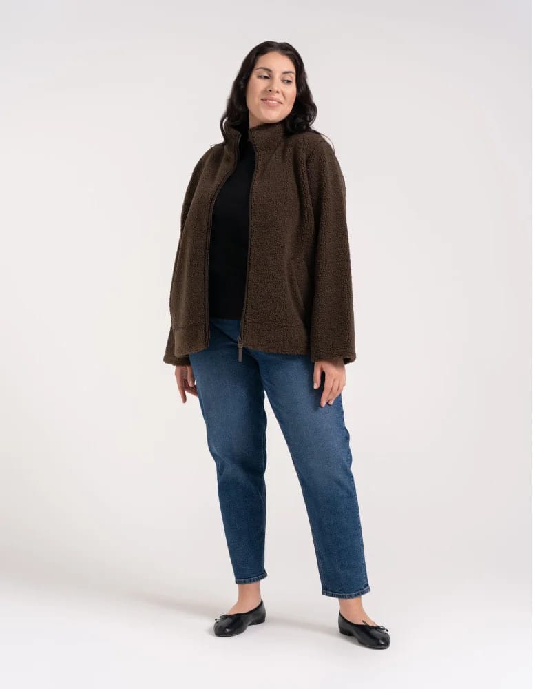 Kurtki damskie - Bluza polarowa damska sherpa baranek o kroju boxy ze stójką i kieszeniami BRĄZOWY - produkt moraj.pl 11