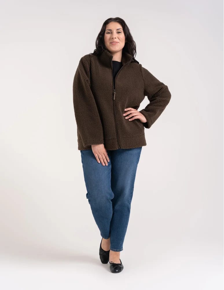Kurtki damskie - Bluza polarowa damska sherpa baranek o kroju boxy ze stójką i kieszeniami BRĄZOWY - produkt moraj.pl 9