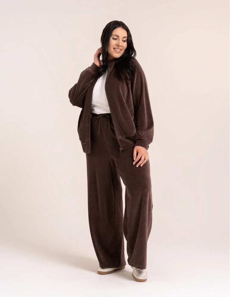 Bluzy damskie - Bluza damska welurowa na zamek z bawełny JASNY BRĄZ - produkt moraj.pl 4