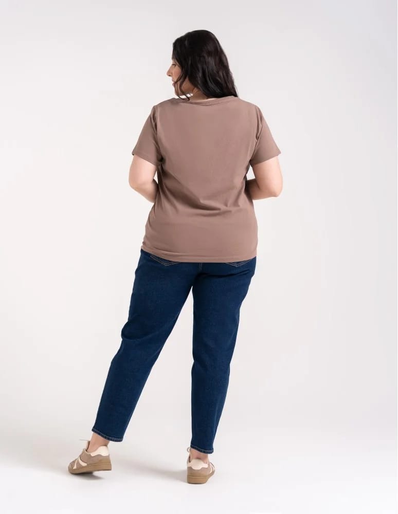 Koszulki i T-shirty - Koszulka damska bawełna Premium T-shirt dekolt w serek CIEMNY BEŻOWY - produkt moraj.pl 3