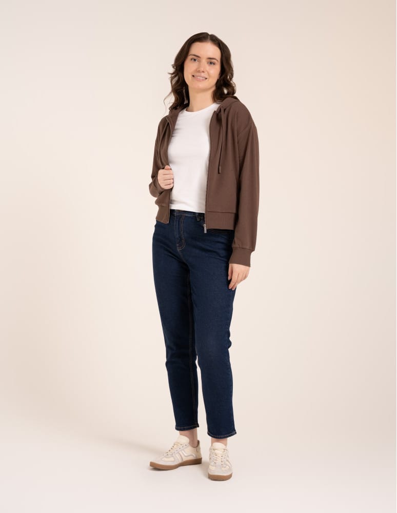 Bluzy dresowe - Bluza damska bawełniana z kapturem rozpinana wygodna o kroju boxy BRĄZOWY  - produkt moraj.pl 3