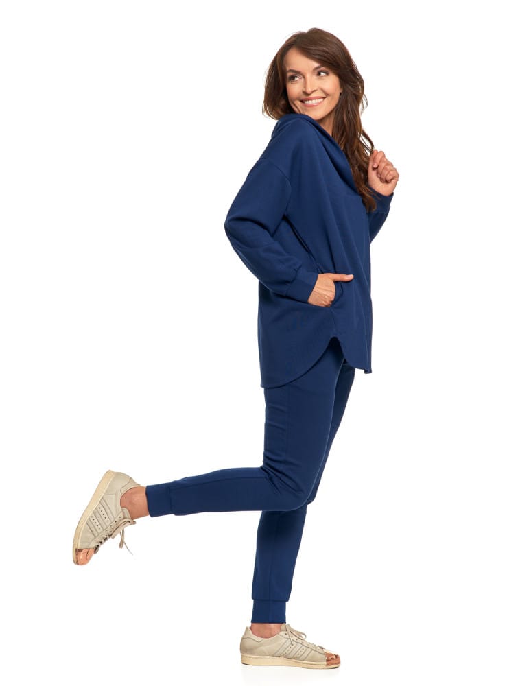 Bluzy damskie - Damska bluza oversize z kapturem i dekoltem w serek GRANATOWY - produkt moraj.pl 10
