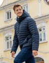 Męska kurtka pikowana z odpinanym kapturem GRANATOWY