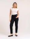 Damskie spodnie jeansowe mom fit CZARNY