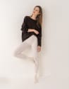 Damskie legginsy modelujące z wysokim stanem i wiskozą w prążek KREMOWY