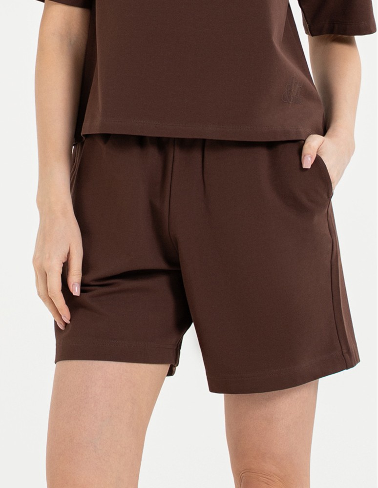 Krótkie spodenki damskie o luźnym kroju z wysokim stanem (Rozmiar: XL - Kolor: FIOLETOWY)