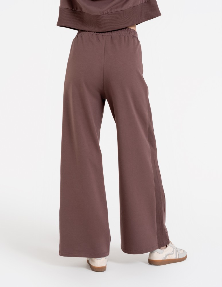 Dresowe spodnie damskie z szeroką nogawką wysoki stan (Rozmiar: XL - Kolor: MOKKA)