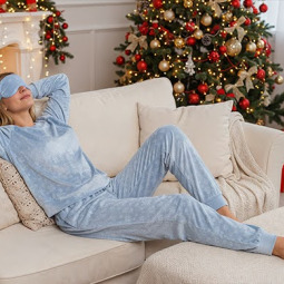 Dlaczego zimą warto spać w ciepłej piżamie?