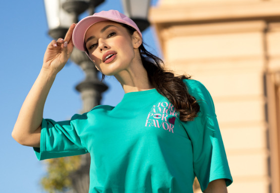 Czapki na lato – must have na wakacje!