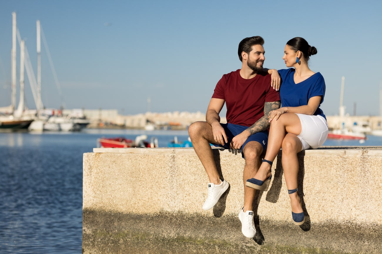 Stylizacje z szortami na lato — top 5 propozycji na każdą okazję Stylizacje z szortami na lato — top 5 propozycji na każdą okazję