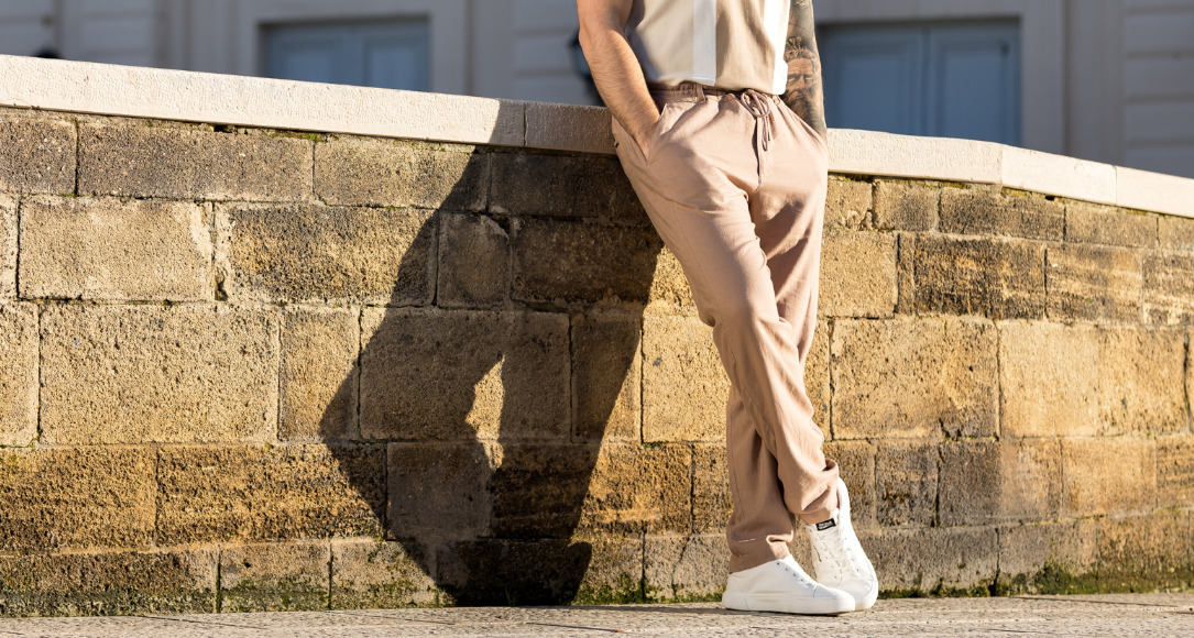 Przewiewne spodnie na lato - wybierz te materiały i fasony Przewiewne spodnie na lato - wybierz te materiały i fasony